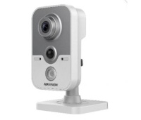Ultra-Low Light PIR видеокамера Hikvision DS-2CE38D8T-PIR 